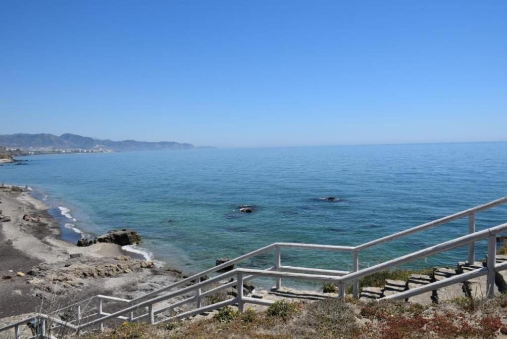 Apartment By The Sea Calaceite Torrox Exterior photo